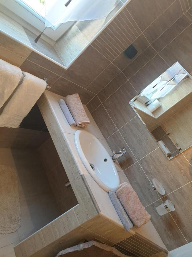 Smartno Apartmaji Sobe Josko Экстерьер фото